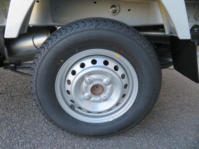 NISSAN CLIPPER TRUCK DX