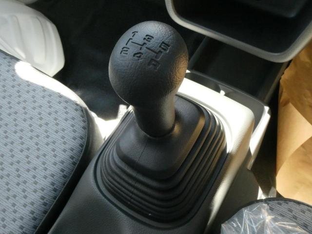 NISSAN CLIPPER TRUCK DX