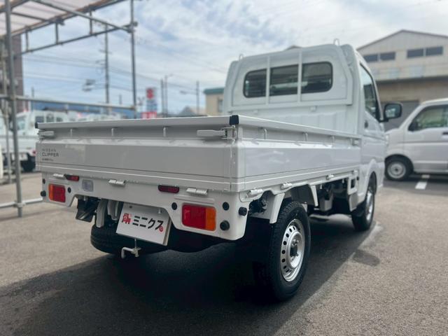 NISSAN CLIPPER TRUCK DX