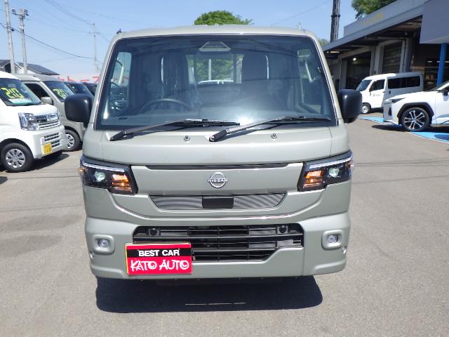 NISSAN CLIPPER TRUCK GX