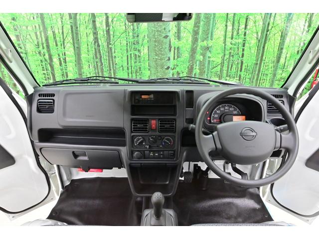 NISSAN CLIPPER TRUCK DX