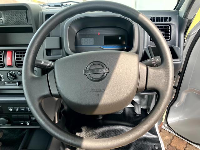 NISSAN CLIPPER TRUCK DX SAFETY PACKAGE