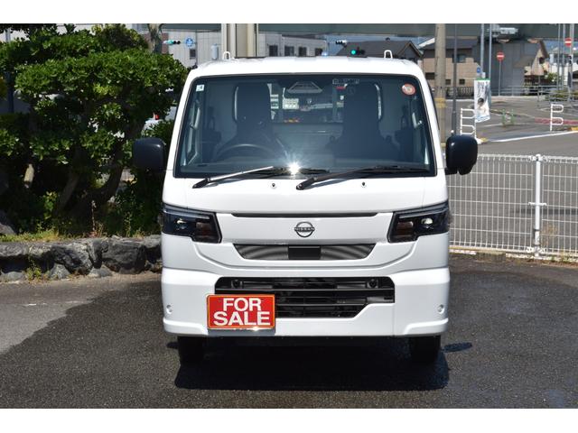 NISSAN CLIPPER TRUCK DX