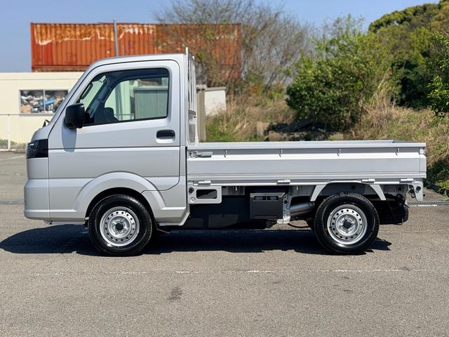 NISSAN CLIPPER TRUCK DX