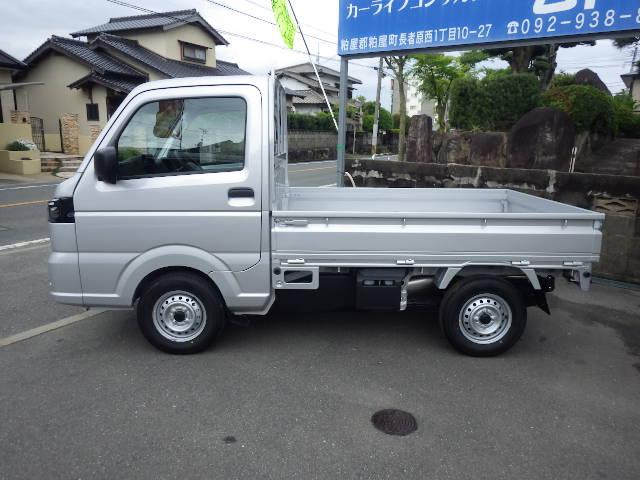 NISSAN CLIPPER TRUCK DX