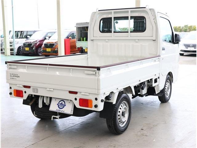 NISSAN CLIPPER TRUCK DX