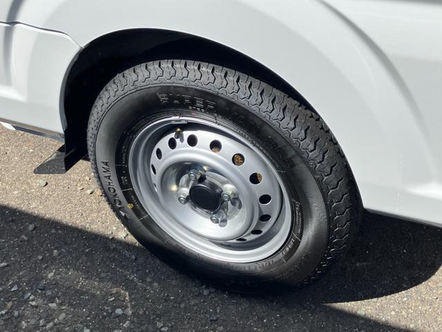 NISSAN CLIPPER TRUCK DX