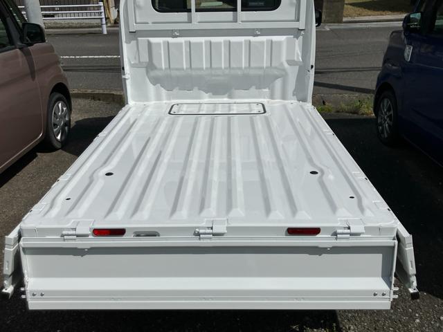 NISSAN CLIPPER TRUCK DX