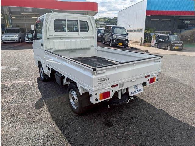 NISSAN CLIPPER TRUCK DX