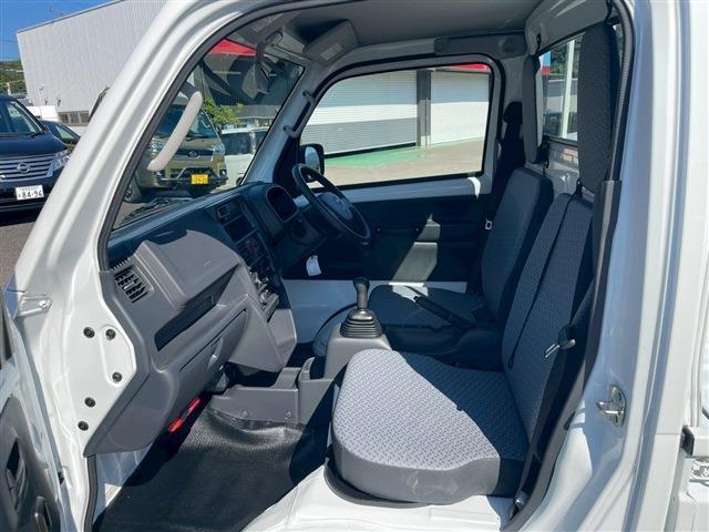 NISSAN CLIPPER TRUCK DX