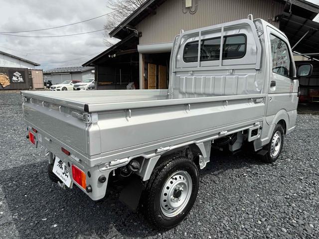 NISSAN CLIPPER TRUCK DX