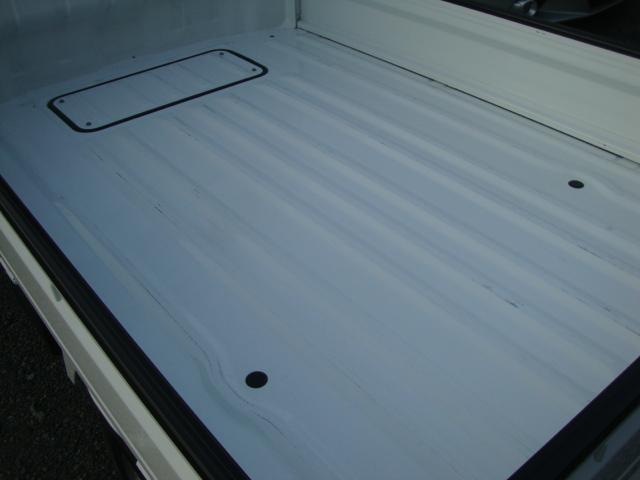 NISSAN CLIPPER TRUCK DX