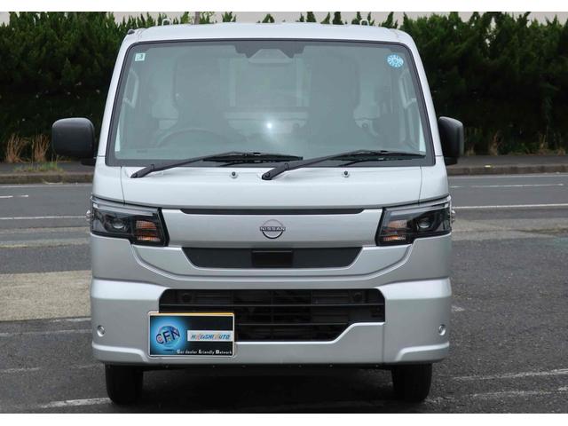 NISSAN CLIPPER TRUCK DX