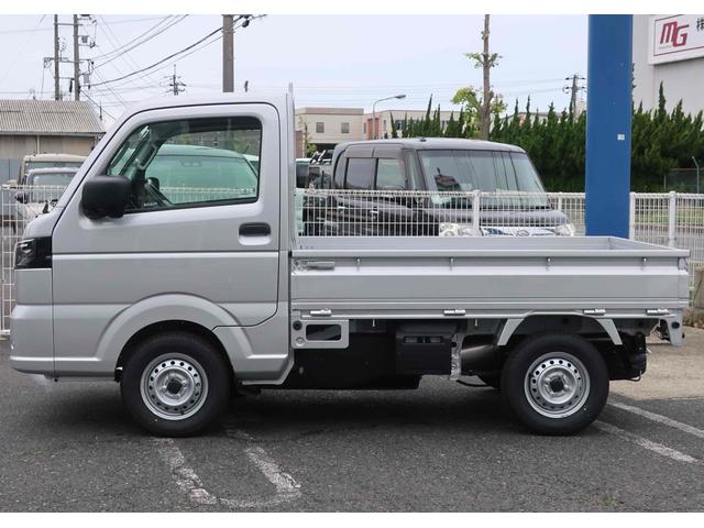 NISSAN CLIPPER TRUCK DX