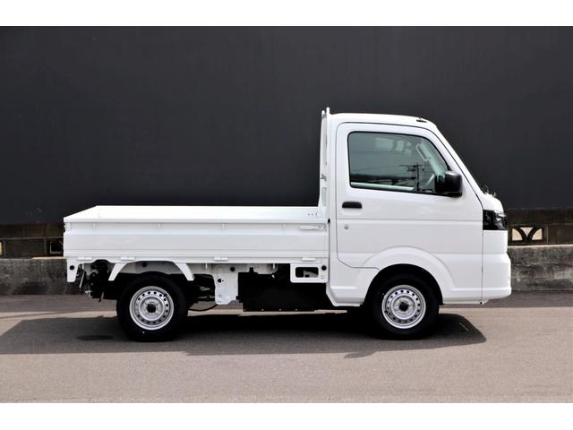 NISSAN CLIPPER TRUCK DX