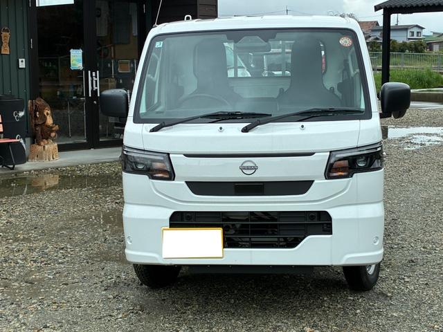 NISSAN CLIPPER TRUCK DX