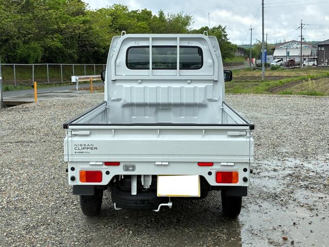 NISSAN CLIPPER TRUCK DX