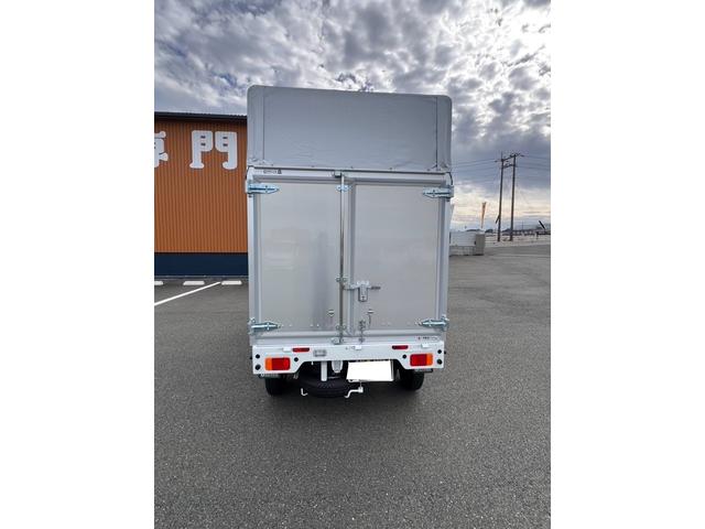 NISSAN CLIPPER TRUCK DX