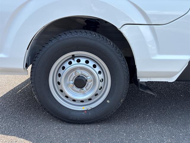 NISSAN CLIPPER TRUCK DX