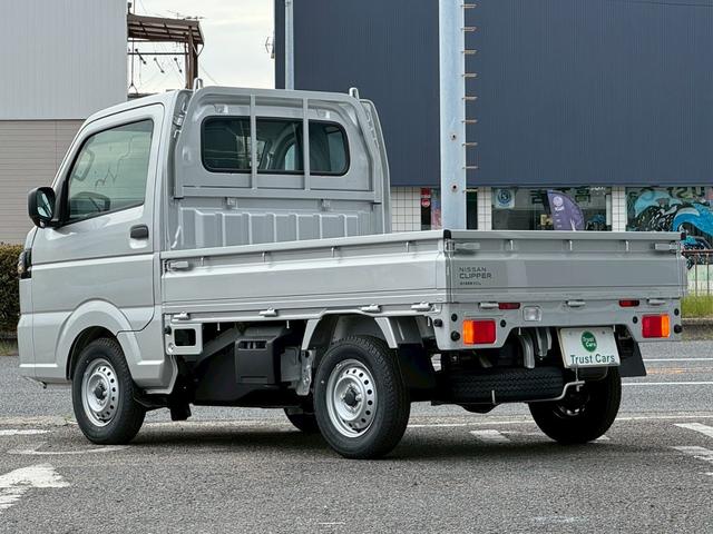 NISSAN CLIPPER TRUCK DX