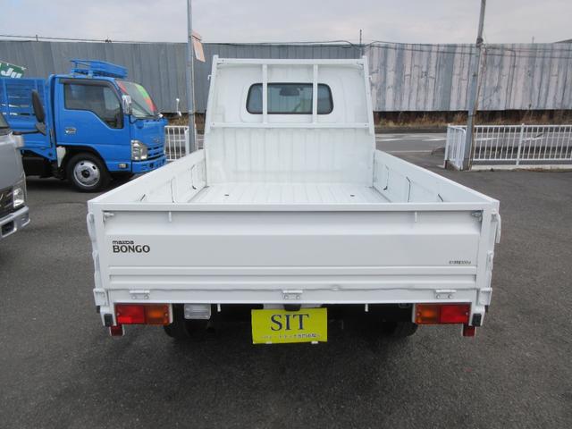 MAZDA BONGO TRUCK DX