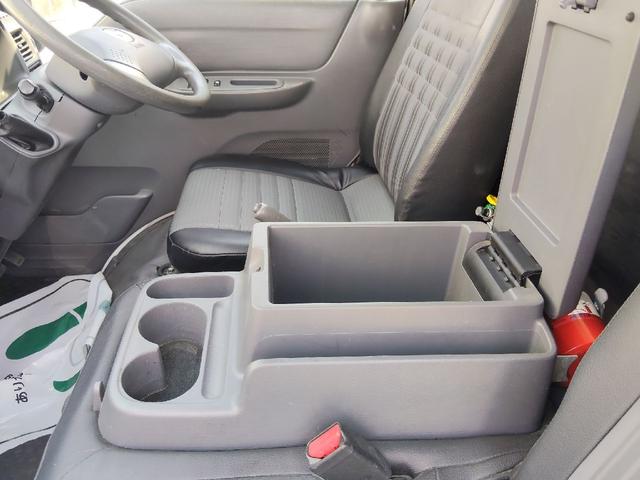 MAZDA BONGO TRUCK DX