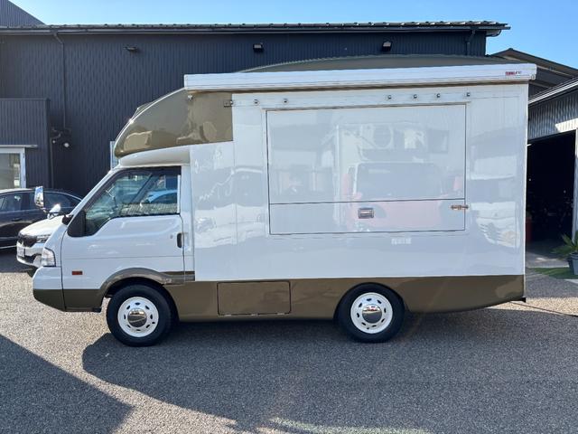 MAZDA BONGO TRUCK DX