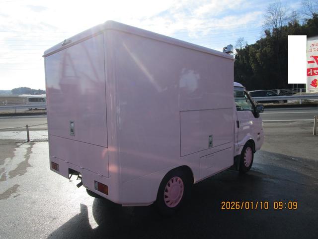 MAZDA BONGO TRUCK
