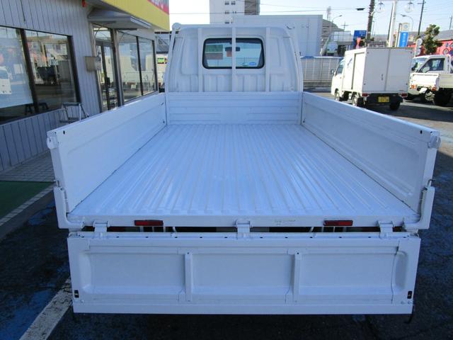 MAZDA BONGO TRUCK DX