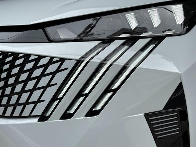 PEUGEOT 3008 GT HYBRID ALCANTARA PACKAGE