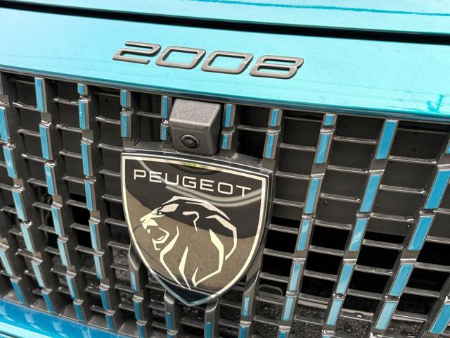 PEUGEOT 2008 GT HYBRID
