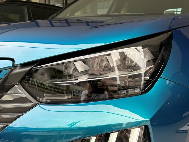 PEUGEOT 2008 GT HYBRID