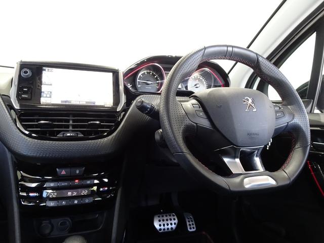 PEUGEOT 2008 GT LINE BLACK PACK