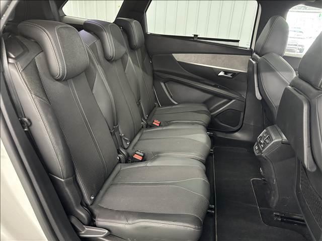 PEUGEOT 5008 GT BLUE HDI