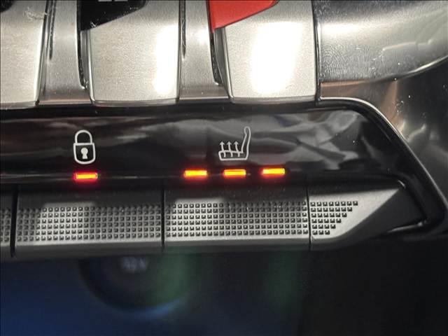PEUGEOT 5008 GT