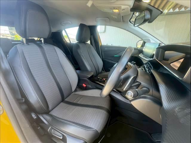 PEUGEOT 208 ALLURE