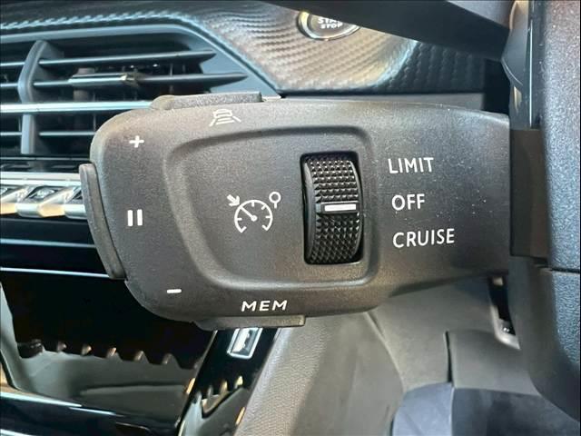 PEUGEOT 208 ALLURE