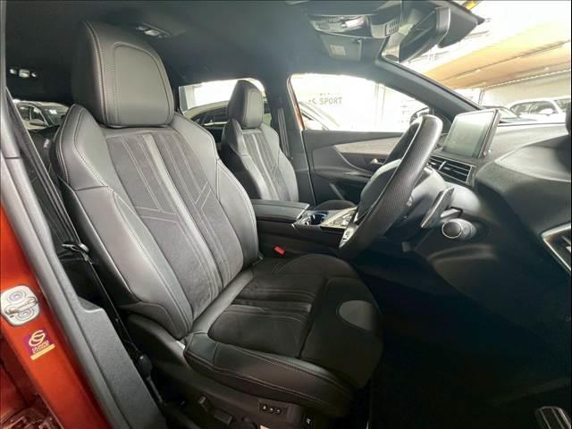 PEUGEOT 5008 GT