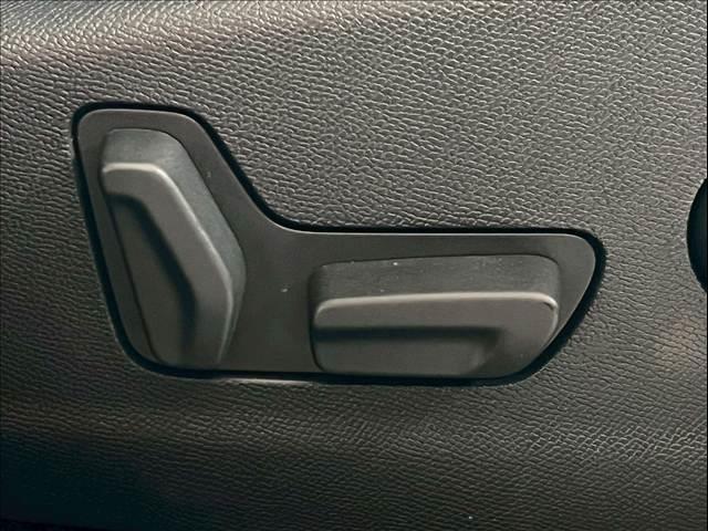 PEUGEOT 5008 GT