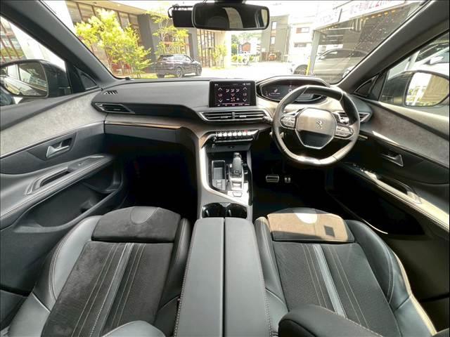PEUGEOT 5008 GT