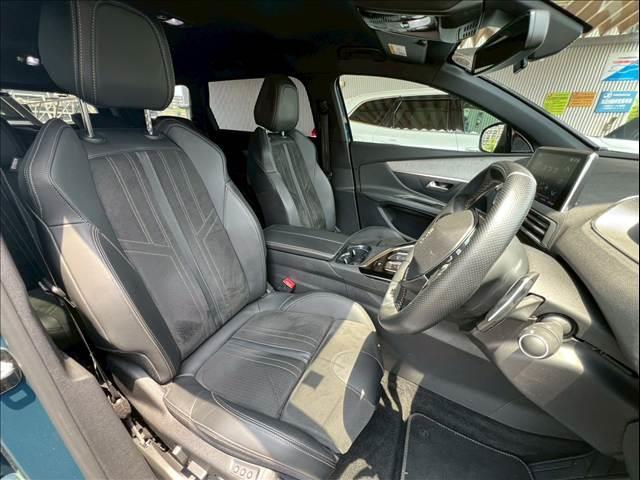 PEUGEOT 5008 GT