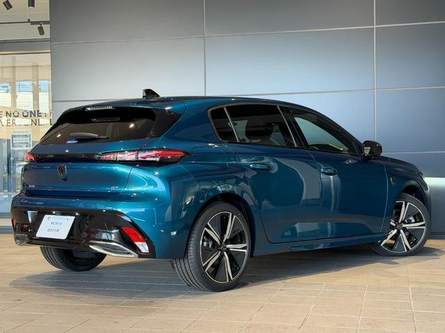 PEUGEOT 308 GT HYBRID