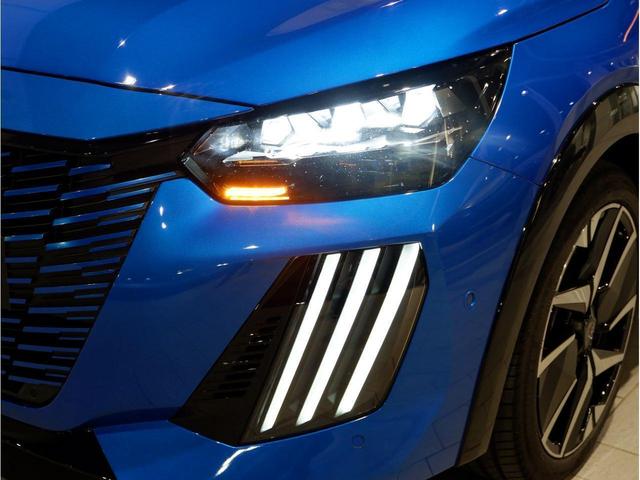 PEUGEOT 208 GT HYBRID