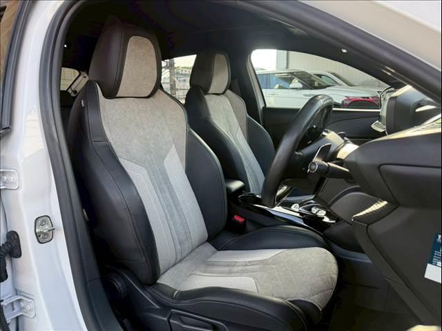 PEUGEOT 208 GT LINE