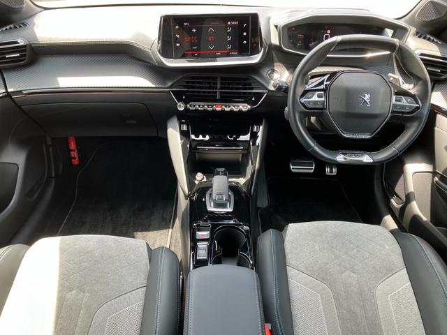 PEUGEOT 208 GT