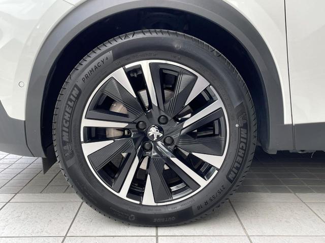 PEUGEOT E-2008 GT