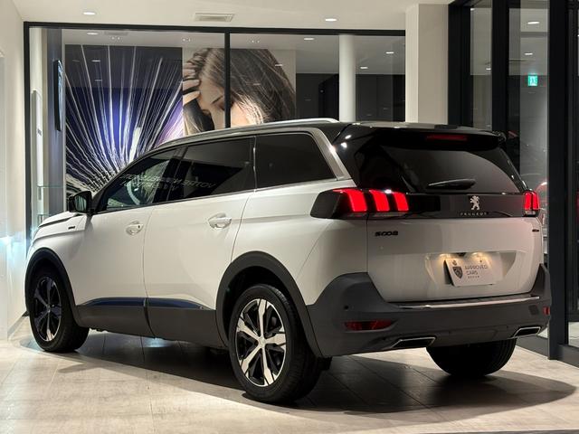 PEUGEOT 5008 GT LINE BLUE HDI
