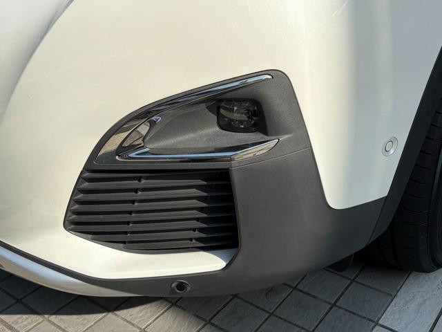PEUGEOT 5008 GT LINE BLUE HDI