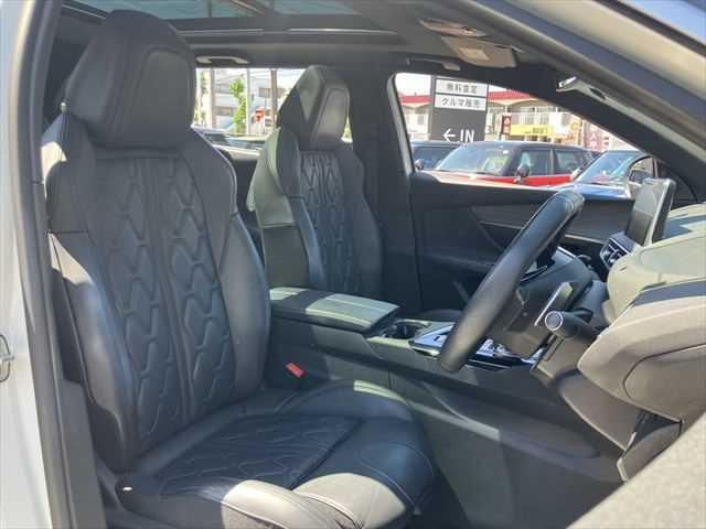 PEUGEOT 5008 GT BLUE HDI