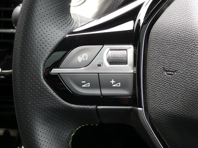 PEUGEOT E-2008 GT